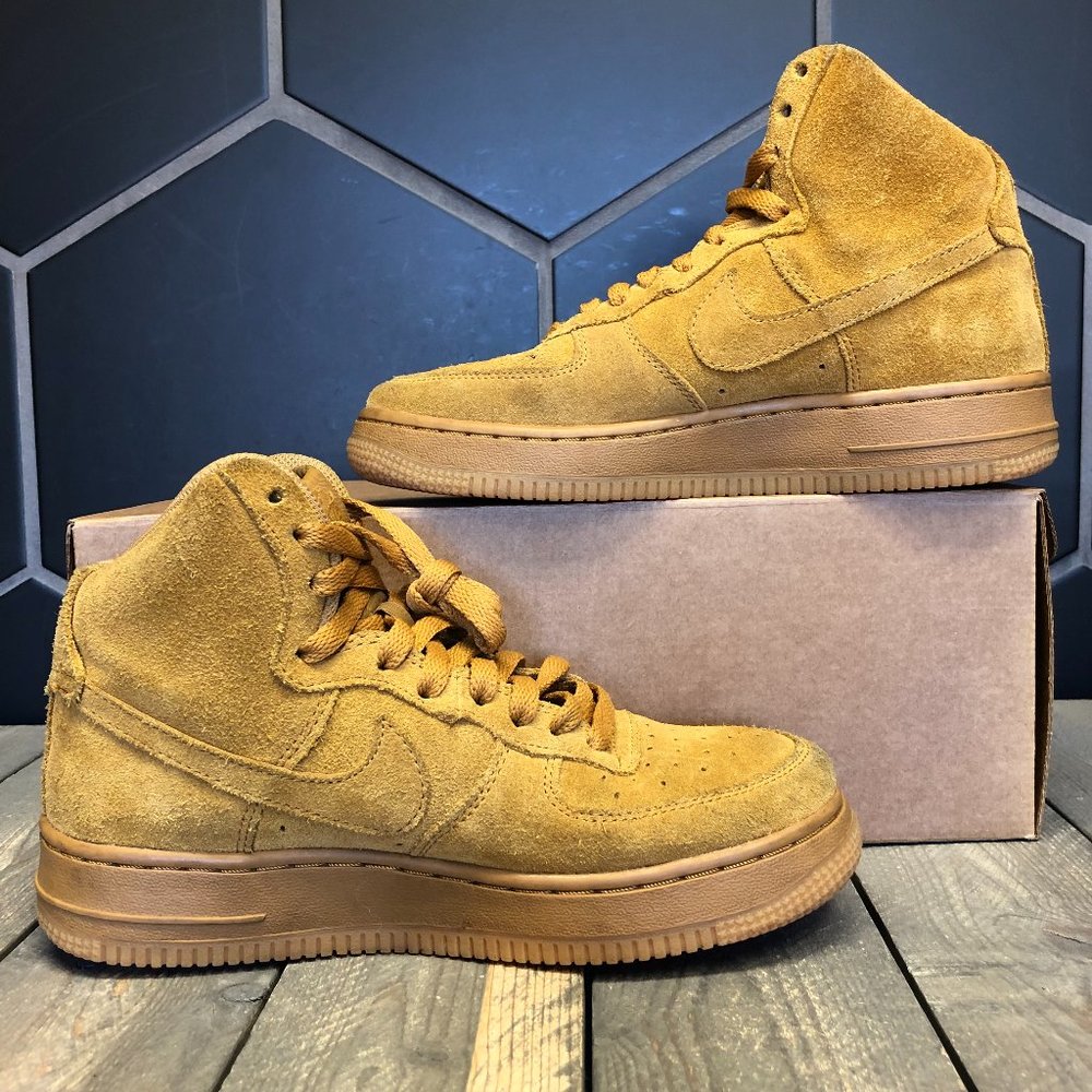 ~Used W/O Box! Youth Nike Air Force 1 High Wheat Sneakers Size 5.5Y - Picture 2 of 6